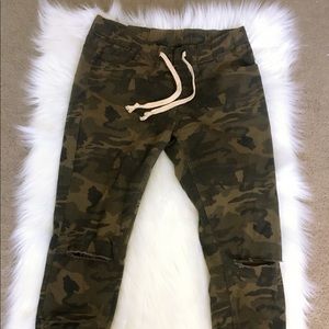 Camo pants